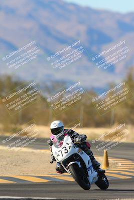 media/Jan-10-2025-CVMA Friday Practice (Fri) [[489e0da257]]/Group 4 and Trackday/Session 5 (Turn 7)/